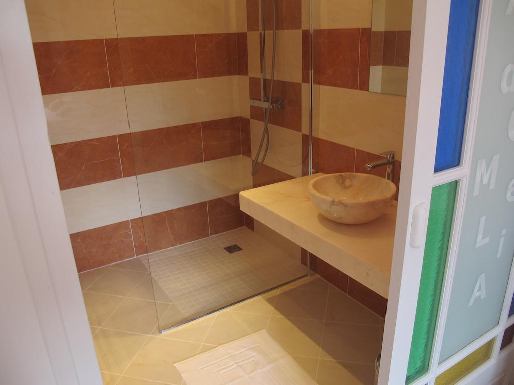 Au Domelia Provinois Hotell Cerneux Rom bilde